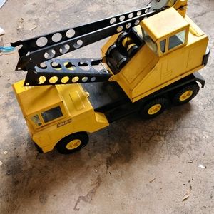Tonka Truck- Crain